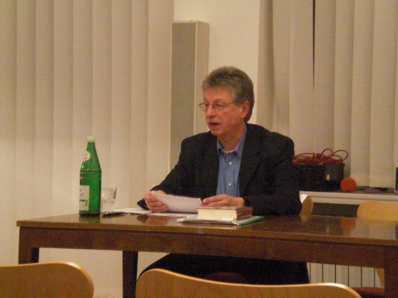 Reinhard Jirgel am 20,10.2009 in Bonn im Haus der Literatur und Sprache, Copyright Klausens