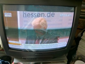 Klausens FOTO live (am Fernseher) von der Pressekonferenz Roland Koch 25. Mai 2010, bei der er seinen Rcktritt als Ministerprsident von Hessen bekanntgibt.