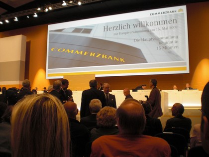 SERIELLO Commerzbank von KLAUSENS, aufgenommen am 15.5.2009 in der Jahrhunderthalle Frankfurt-Hoechst , Hauptversammlung Commerzbank AG