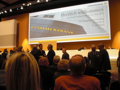 SERIELLO Commerzbank von KLAUSENS, aufgenommen am 15.5.2009 in der Jahrhunderthalle Frankfurt-Hoechst , Hauptversammlung Commerzbank AG