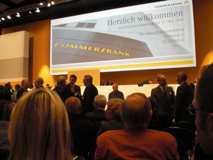 SERIELLO Commerzbank von KLAUSENS, aufgenommen am 15.5.2009 in der Jahrhunderthalle Frankfurt-Hoechst , Hauptversammlung Commerzbank AG