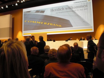 SERIELLO Commerzbank von KLAUSENS, aufgenommen am 15.5.2009 in der Jahrhunderthalle Frankfurt-Hoechst , Hauptversammlung Commerzbank AG