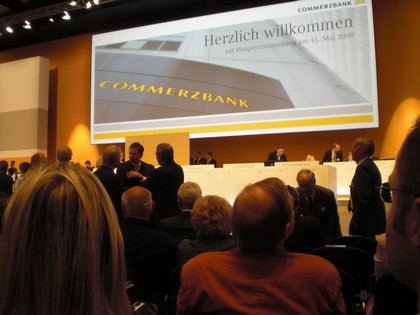 SERIELLO Commerzbank von KLAUSENS, aufgenommen am 15.5.2009 in der Jahrhunderthalle Frankfurt-Hoechst , Hauptversammlung Commerzbank AG