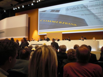 SERIELLO Commerzbank von KLAUSENS, aufgenommen am 15.5.2009 in der Jahrhunderthalle Frankfurt-Hoechst , Hauptversammlung Commerzbank AG