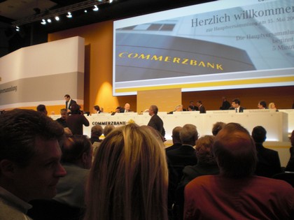 SERIELLO Commerzbank von KLAUSENS, aufgenommen am 15.5.2009 in der Jahrhunderthalle Frankfurt-Hoechst , Hauptversammlung Commerzbank AG