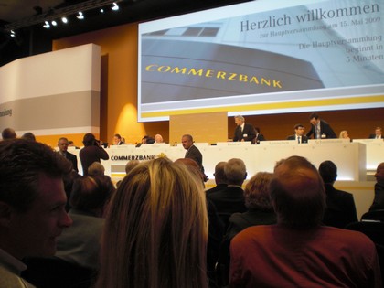 SERIELLO Commerzbank von KLAUSENS, aufgenommen am 15.5.2009 in der Jahrhunderthalle Frankfurt-Hoechst , Hauptversammlung Commerzbank AG