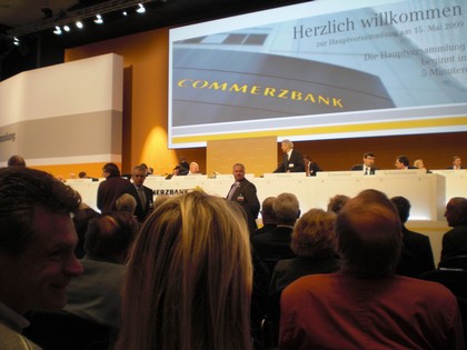 SERIELLO Commerzbank von KLAUSENS, aufgenommen am 15.5.2009 in der Jahrhunderthalle Frankfurt-Hoechst , Hauptversammlung Commerzbank AG