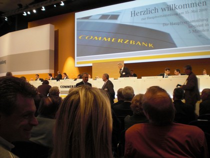 SERIELLO Commerzbank von KLAUSENS, aufgenommen am 15.5.2009 in der Jahrhunderthalle Frankfurt-Hoechst , Hauptversammlung Commerzbank AG