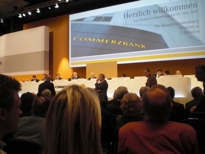 SERIELLO Commerzbank von KLAUSENS, aufgenommen am 15.5.2009 in der Jahrhunderthalle Frankfurt-Hoechst , Hauptversammlung Commerzbank AG