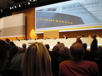 SERIELLO Commerzbank von KLAUSENS, aufgenommen am 15.5.2009 in der Jahrhunderthalle Frankfurt-Hoechst , Hauptversammlung Commerzbank AG