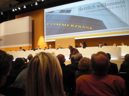 SERIELLO Commerzbank von KLAUSENS, aufgenommen am 15.5.2009 in der Jahrhunderthalle Frankfurt-Hoechst , Hauptversammlung Commerzbank AG