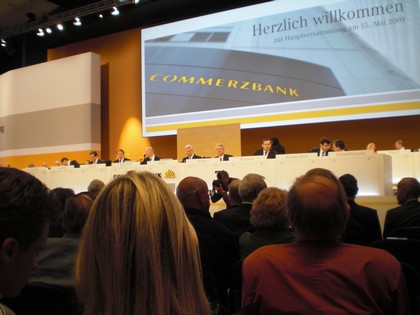 SERIELLO Commerzbank von KLAUSENS, aufgenommen am 15.5.2009 in der Jahrhunderthalle Frankfurt-Hoechst , Hauptversammlung Commerzbank AG