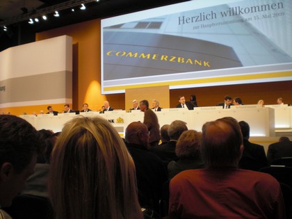 SERIELLO Commerzbank von KLAUSENS, aufgenommen am 15.5.2009 in der Jahrhunderthalle Frankfurt-Hoechst , Hauptversammlung Commerzbank AG