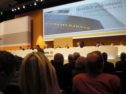 SERIELLO Commerzbank von KLAUSENS, aufgenommen am 15.5.2009 in der Jahrhunderthalle Frankfurt-Hoechst , Hauptversammlung Commerzbank AG