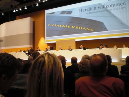 SERIELLO Commerzbank von KLAUSENS, aufgenommen am 15.5.2009 in der Jahrhunderthalle Frankfurt-Hoechst , Hauptversammlung Commerzbank AG