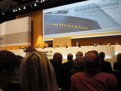 SERIELLO Commerzbank von KLAUSENS, aufgenommen am 15.5.2009 in der Jahrhunderthalle Frankfurt-Hoechst , Hauptversammlung Commerzbank AG