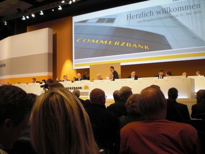 SERIELLO Commerzbank von KLAUSENS, aufgenommen am 15.5.2009 in der Jahrhunderthalle Frankfurt-Hoechst , Hauptversammlung Commerzbank AG