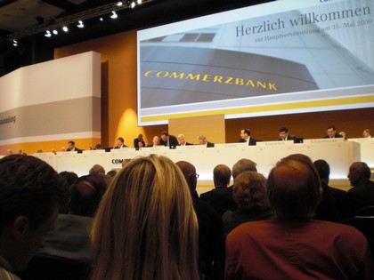 SERIELLO Commerzbank von KLAUSENS, aufgenommen am 15.5.2009 in der Jahrhunderthalle Frankfurt-Hoechst , Hauptversammlung Commerzbank AG