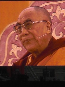 Klausens SERIELLO Der Dalai Lama in Frankfurt 30.7.2009 Commerzbank Arena