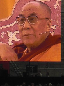 Klausens SERIELLO Der Dalai Lama in Frankfurt 30.7.2009 Commerzbank Arena