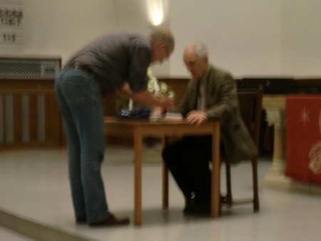 Foto Seriello von KLAUSENS von Dieter Wellershoff am 26.5.2010 in der Lutherkirche in Bonn, Lesung aus "Der Himmel ist kein Ort"