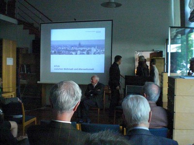 Foto KLAUSENS von Prof. Gottfried Bhm, ARCHITEKT, in Kln, Museum fr Angewandte Kunst, am 26.4.2009, Matinee, zum Ende der Ausstellung ber Bhm