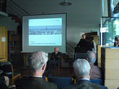 Foto KLAUSENS von Prof. Gottfried Bhm, ARCHITEKT, in Kln, Museum fr Angewandte Kunst, am 26.4.2009, Matinee, zum Ende der Ausstellung ber Bhm