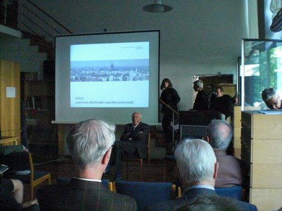 Foto KLAUSENS von Prof. Gottfried Bhm, ARCHITEKT, in Kln, Museum fr Angewandte Kunst, am 26.4.2009, Matinee, zum Ende der Ausstellung ber Bhm