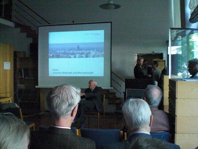 Foto KLAUSENS von Prof. Gottfried Bhm, ARCHITEKT, in Kln, Museum fr Angewandte Kunst, am 26.4.2009, Matinee, zum Ende der Ausstellung ber Bhm