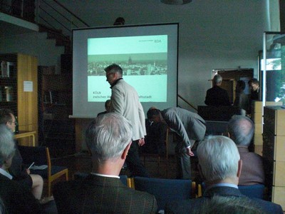 Foto KLAUSENS von Prof. Gottfried Bhm, ARCHITEKT, in Kln, Museum fr Angewandte Kunst, am 26.4.2009, Matinee, zum Ende der Ausstellung ber Bhm