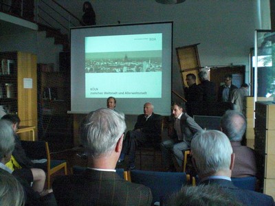 Foto KLAUSENS von Prof. Gottfried Bhm, ARCHITEKT, in Kln, Museum fr Angewandte Kunst, am 26.4.2009, Matinee, zum Ende der Ausstellung ber Bhm