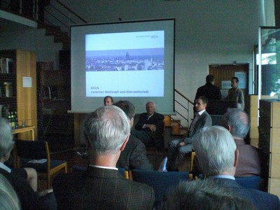 Foto KLAUSENS von Prof. Gottfried Bhm, ARCHITEKT, in Kln, Museum fr Angewandte Kunst, am 26.4.2009, Matinee, zum Ende der Ausstellung ber Bhm