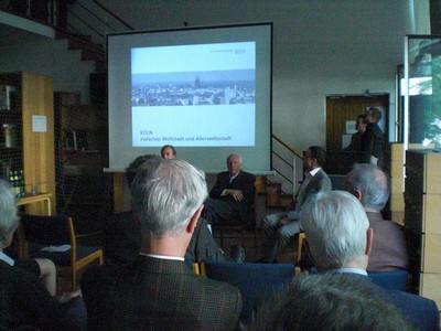 Foto KLAUSENS von Prof. Gottfried Bhm, ARCHITEKT, in Kln, Museum fr Angewandte Kunst, am 26.4.2009, Matinee, zum Ende der Ausstellung ber Bhm