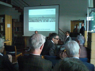 Foto KLAUSENS von Prof. Gottfried Bhm, ARCHITEKT, in Kln, Museum fr Angewandte Kunst, am 26.4.2009, Matinee, zum Ende der Ausstellung ber Bhm