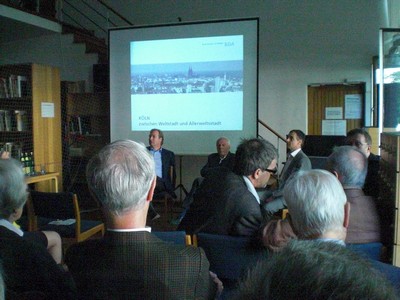 Foto KLAUSENS von Prof. Gottfried Bhm, ARCHITEKT, in Kln, Museum fr Angewandte Kunst, am 26.4.2009, Matinee, zum Ende der Ausstellung ber Bhm