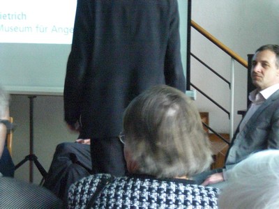 Foto KLAUSENS von Prof. Gottfried Bhm, ARCHITEKT, in Kln, Museum fr Angewandte Kunst, am 26.4.2009, Matinee, zum Ende der Ausstellung ber Bhm