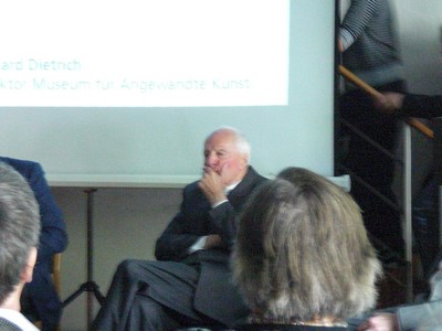 Foto KLAUSENS von Prof. Gottfried Bhm, ARCHITEKT, in Kln, Museum fr Angewandte Kunst, am 26.4.2009, Matinee, zum Ende der Ausstellung ber Bhm