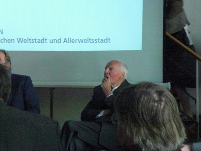 Foto KLAUSENS von Prof. Gottfried Bhm, ARCHITEKT, in Kln, Museum fr Angewandte Kunst, am 26.4.2009, Matinee, zum Ende der Ausstellung ber Bhm