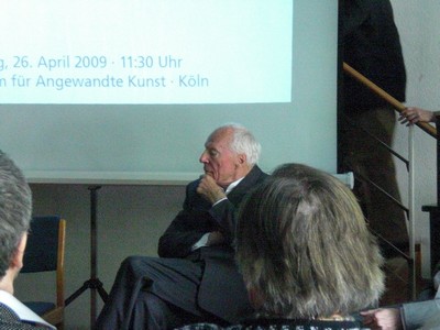 Foto KLAUSENS von Prof. Gottfried Bhm, ARCHITEKT, in Kln, Museum fr Angewandte Kunst, am 26.4.2009, Matinee, zum Ende der Ausstellung ber Bhm