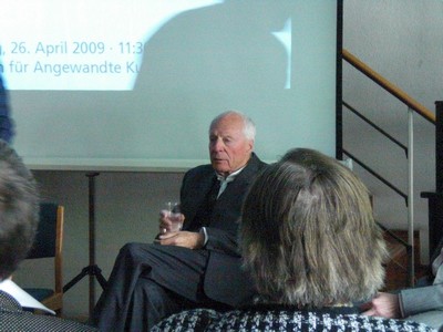 Foto KLAUSENS von Prof. Gottfried Bhm, ARCHITEKT, in Kln, Museum fr Angewandte Kunst, am 26.4.2009, Matinee, zum Ende der Ausstellung ber Bhm