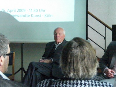 Foto KLAUSENS von Prof. Gottfried Bhm, ARCHITEKT, in Kln, Museum fr Angewandte Kunst, am 26.4.2009, Matinee, zum Ende der Ausstellung ber Bhm