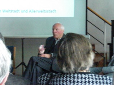 Foto KLAUSENS von Prof. Gottfried Bhm, ARCHITEKT, in Kln, Museum fr Angewandte Kunst, am 26.4.2009, Matinee, zum Ende der Ausstellung ber Bhm