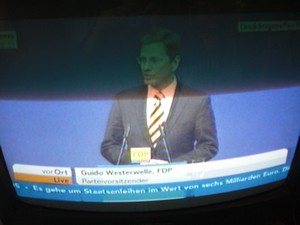 Guido Westerwelle am 6.11.2011 bei seiner Rede in Stuttgart Dreikönigstreffen - Foto Klausens vom Fernseher LIVE