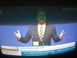 Guido Westerwelle am 6.11.2011 bei seiner Rede in Stuttgart Dreikönigstreffen - Foto Klausens vom Fernseher LIVE