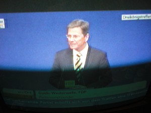 Guido Westerwelle am 6.11.2011 bei seiner Rede in Stuttgart Dreikönigstreffen - Foto Klausens vom Fernseher LIVE