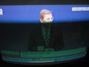 Guido Westerwelle am 6.11.2011 bei seiner Rede in Stuttgart Dreikönigstreffen - Foto Klausens vom Fernseher LIVE