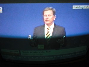 Guido Westerwelle am 6.11.2011 bei seiner Rede in Stuttgart Dreikönigstreffen - Foto Klausens vom Fernseher LIVE