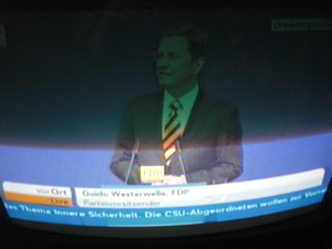 Guido Westerwelle am 6.11.2011 bei seiner Rede in Stuttgart Dreikönigstreffen - Foto Klausens vom Fernseher LIVE