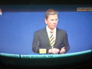 Guido Westerwelle am 6.11.2011 bei seiner Rede in Stuttgart Dreikönigstreffen - Foto Klausens vom Fernseher LIVE