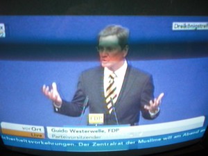 Guido Westerwelle am 6.11.2011 bei seiner Rede in Stuttgart Dreikönigstreffen - Foto Klausens vom Fernseher LIVE